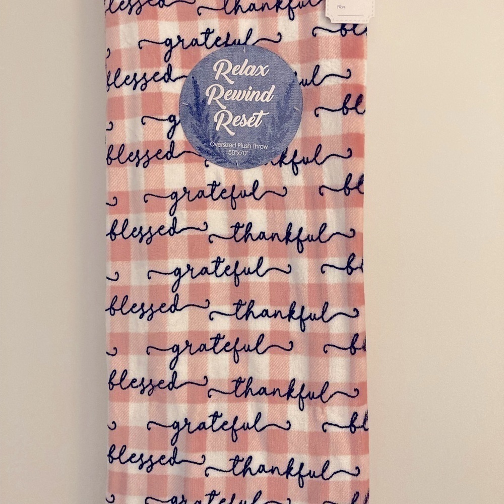 NWT Plush throw ‘Grateful, Thankful, Blessed’